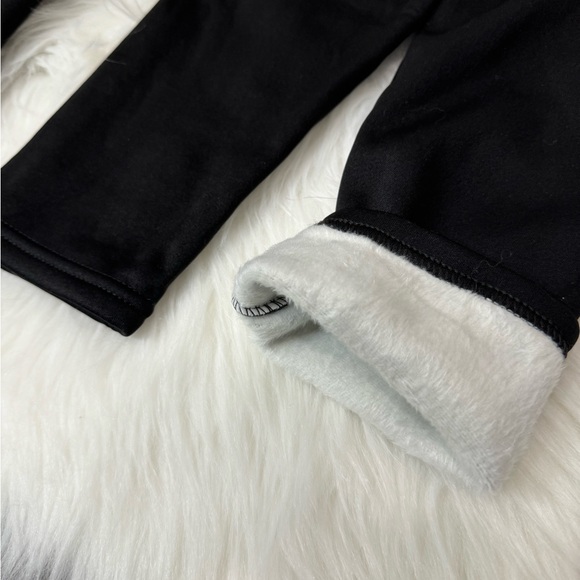 The Cozy Crew Fleece Leggings - Picture 13 of 13